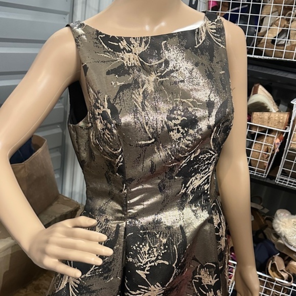 Aidan Mattox Metallic Floral Midi Dress in silver and gold size 8